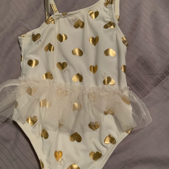 Stylish swimsuit for young infant - Picture 1 of 3